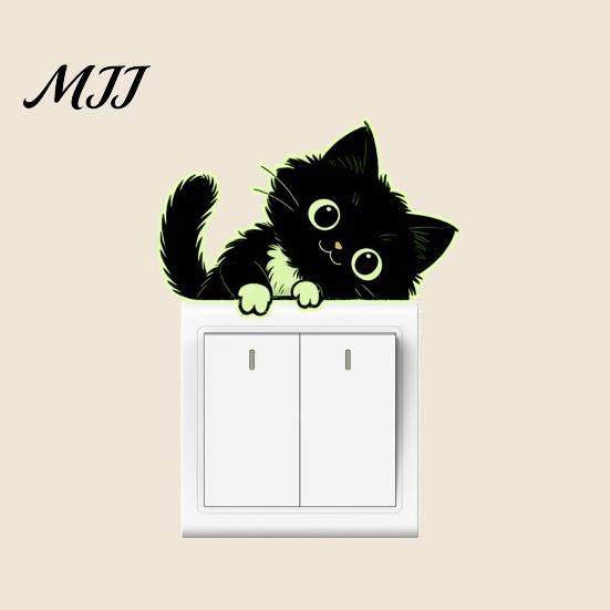 Removable PVC Wall Art for Kids Glow in The Dark Black Cat Sticker, Luminous Self-Adhesive Light Adhesive Cartoon Switch Surround Decal,