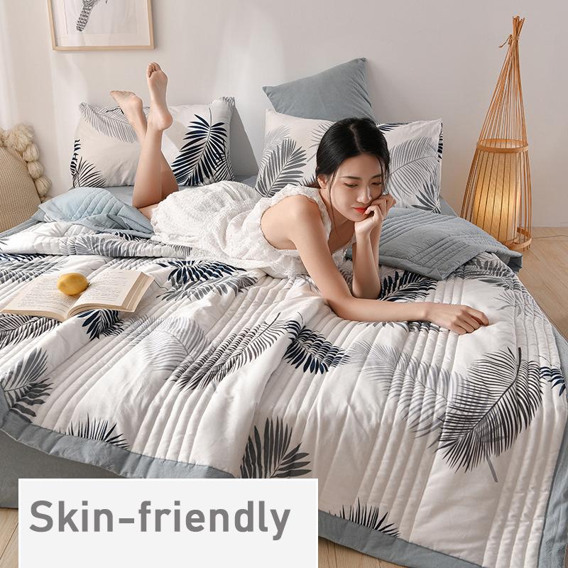 

Благоприятное для кожи одеяло с кондиционером, одноместное двойное летнее прохладное одеяло, тонкое одеяло весной и осенью 150x200cm(Only quilt)