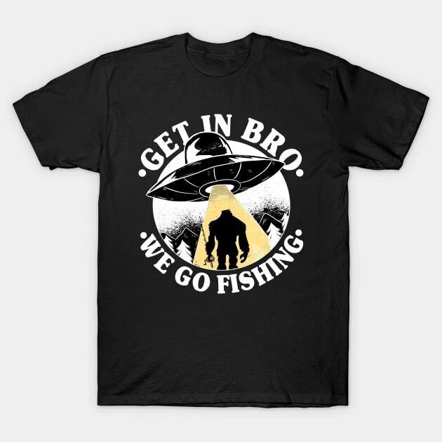 Funny Vintage Bigfoot Sasquatch UFO Fishing Gift Made in Australia T-Shirt XL