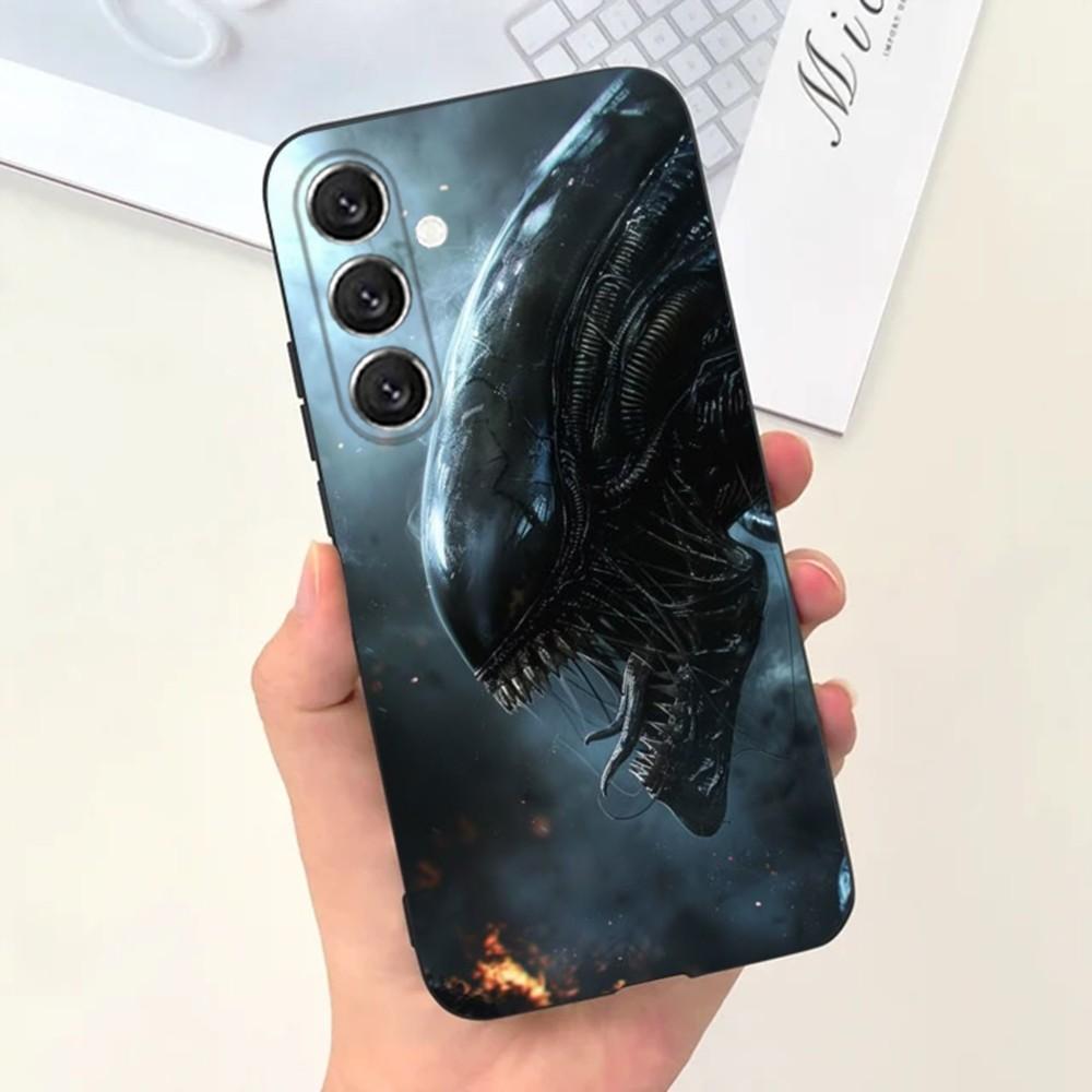 Movie A-Alien Xenomorph Phone Case For Samsung S25,S24,S21,S22,S23,S30,Ultra,S20,Plus,Fe,Lite,Note,10,9,5G Black Cover