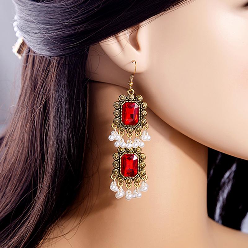 Bohemian Crystal Jewelry Set: Ethnic Tassel Necklace & Earring with Rhinestones