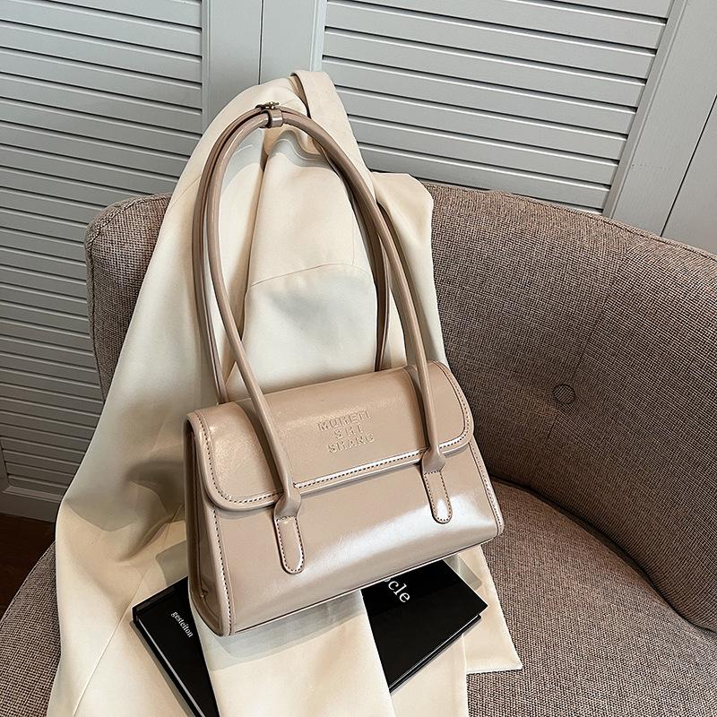 Large-capacity Bag Women's Spring and Summer 2025 New Niche Design Shoulder Underarm Bag Korean Version Women's Commuter Tote Bag