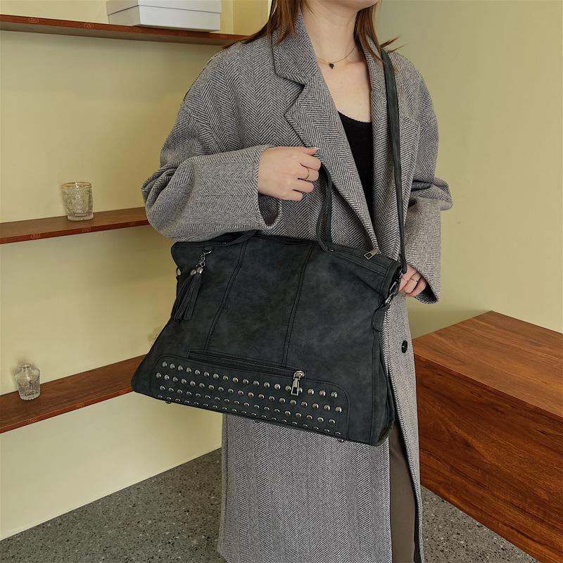 Simple casual messenger bag 2025 autumn new bag women's retro trend tote bag fashion shoulder bag
