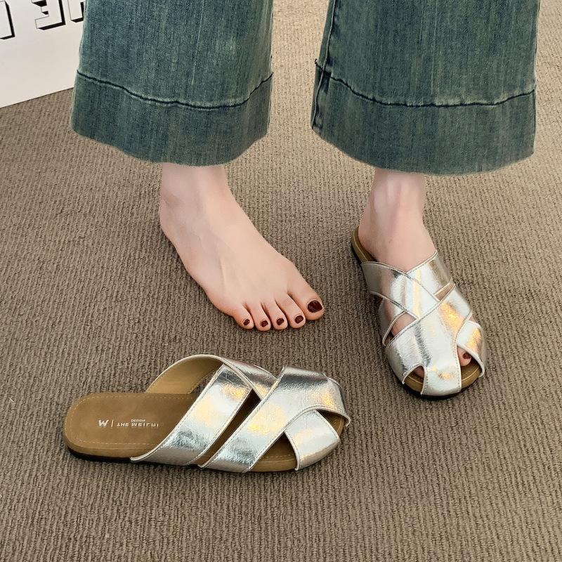 

Полутапочки Birkenstock женские летние 2025 новинка французские однопедальные туфли для беременных на мягкой подошве с закрытым носком прохладные женские тапочки 40 серебряный