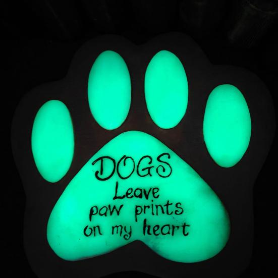 Garden Stepping Stone Glow-in-The-Dark Butterfly Insect Resin Garden Stone Moon Sun Star Stepping Stone for Patio Lawn