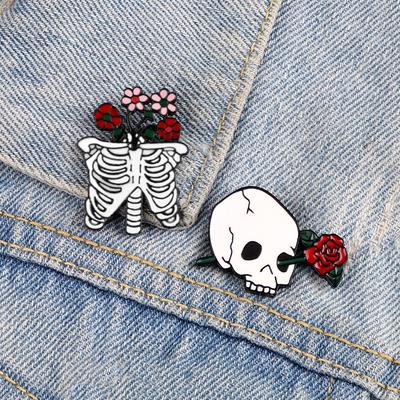 Skull Rose Flowers Enamel Pins Gothic Flower Skeleton Brooch Denim Backpack Lapel Pin Punk Dark Badge Jewelry for Men Women Gift