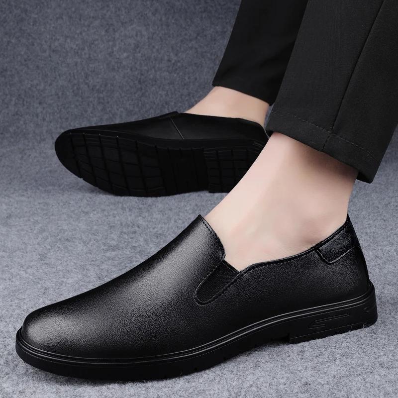 Hochwertige Herren Slipper Echtes Leder Outdoor Freizeitschuhe Allround Herren Bequeme Sneaker Klassische Herren Slipper