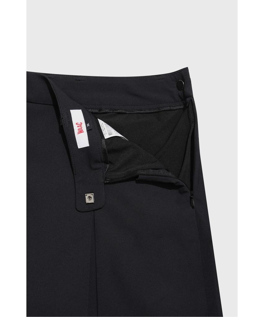 WAAC [Exclusive] Unbalanced Line Pleats Skort Wwkcm26901Bkx