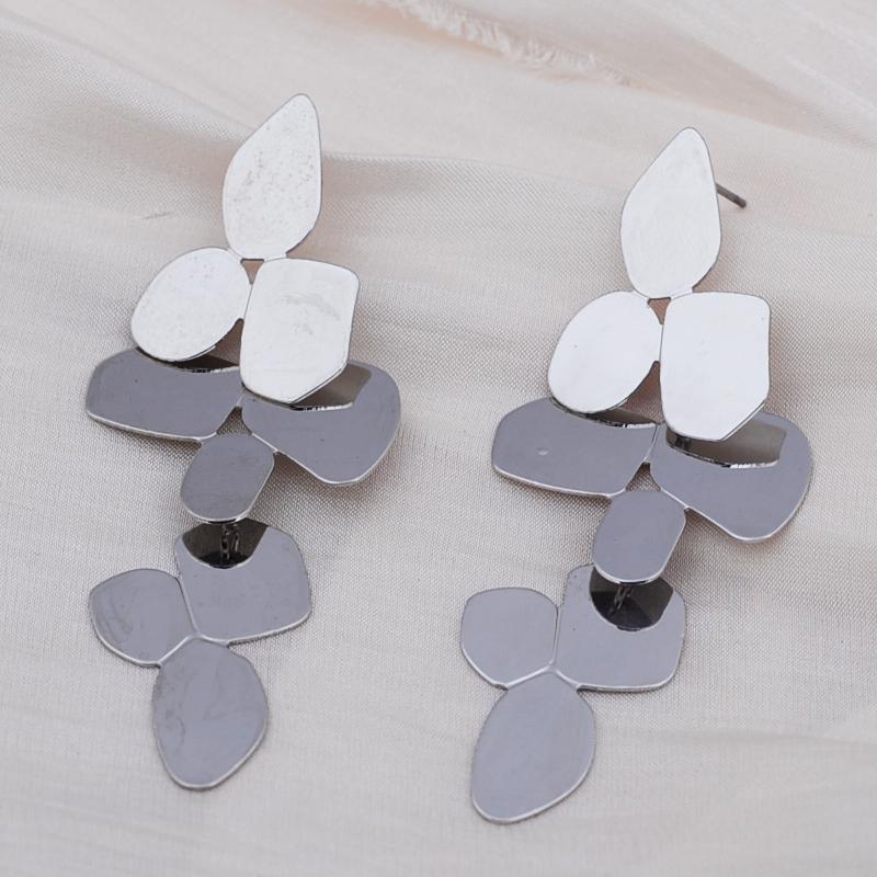 Irregular Geometry Leaf Long Dangle Earrings Retro Exaggerate European Statement Jewelry Golden  Color Punk Party Ear Acc