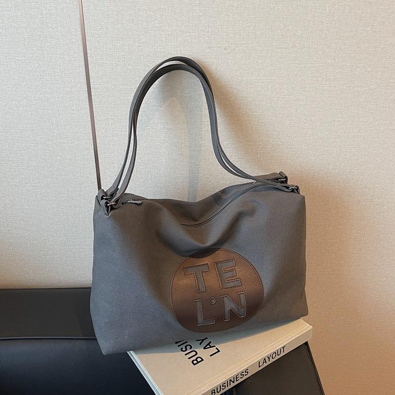 Large-capacity Canvas Bag Women's New Versatile Literary Single Shoulder College Student Class Commuting Tote Bag