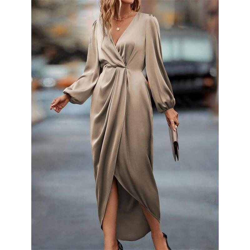 Elegant Cross-Neck Ruched Slit Dress with Puff Sleeves and Irregular Hem