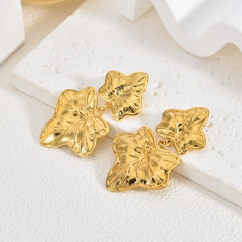 European and American Gold Retro Sunflower Flower Stainless Steel Earrings