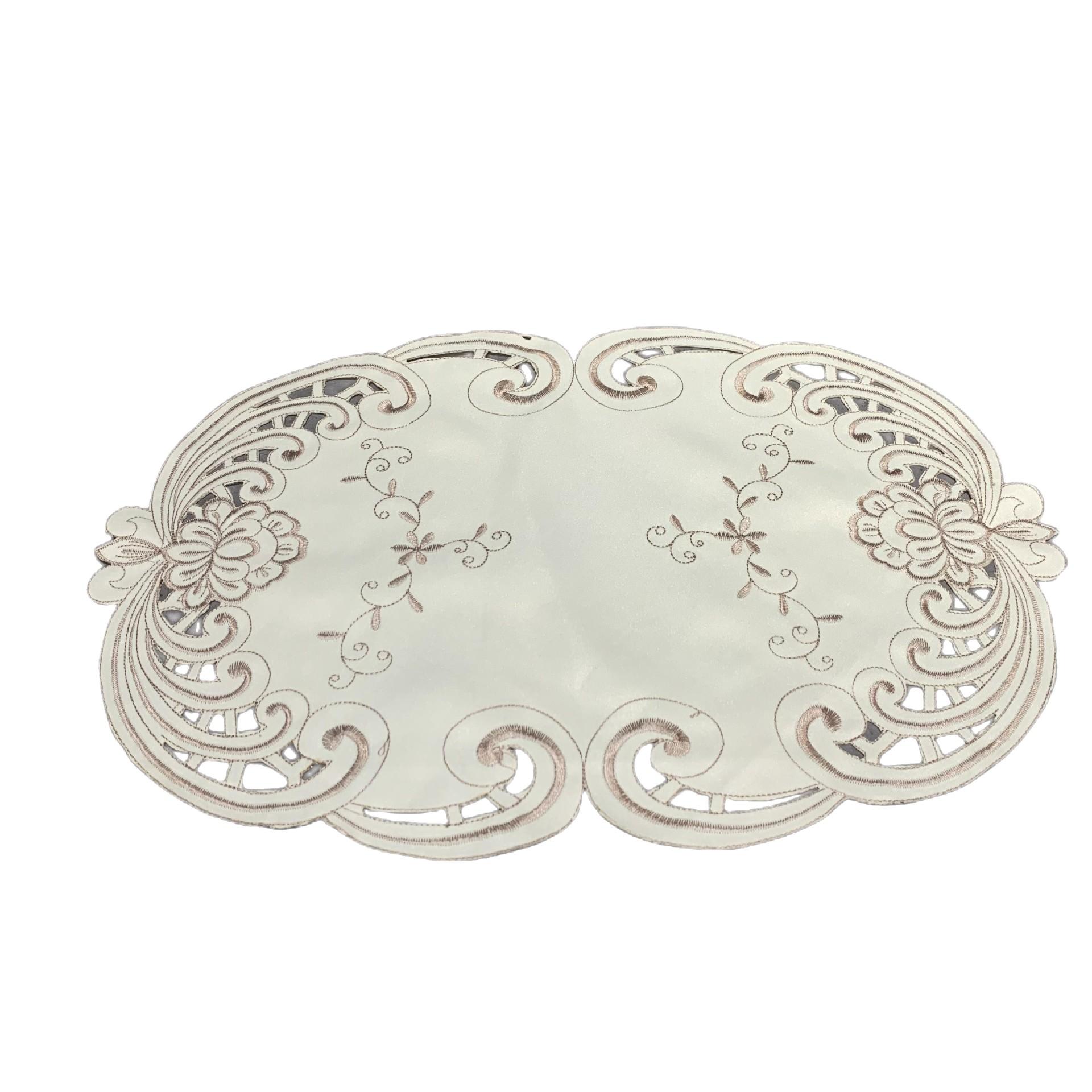 New Embroidery Western Mat Anti-fouling Insulation Dining Table Decoration Polyester Embroidery Hollow Fabric Oval Placemat 28X43