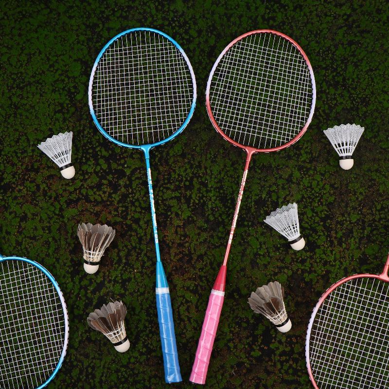 Neues 1Set Anfänger Badminton Professionelles Training Langlebiger Freizeit-Sport Schläger Langlebiges Badminton Schläger Set