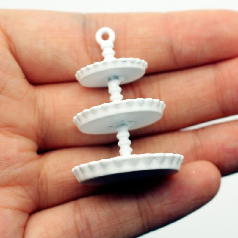 

1Pcs Dollhouse Mini Cake Tray Model Simulation Miniature Cake Stand Ornament Scene Decoration Doll House Accessories білий