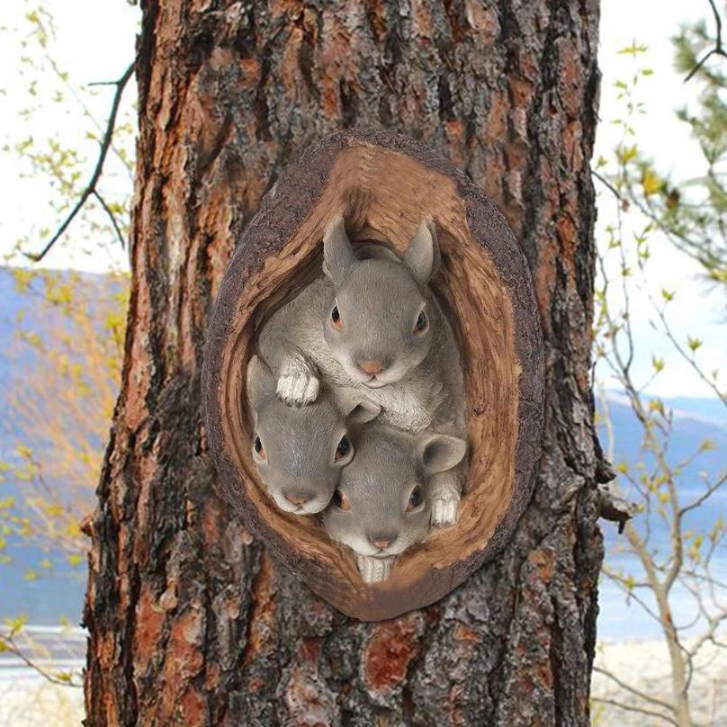 Funny Cartoon Resin Squirrel Tree Hole Statue Figurine Ornaments for Fairy Garden Gift Outdoor Decoration Courtyard Accessories