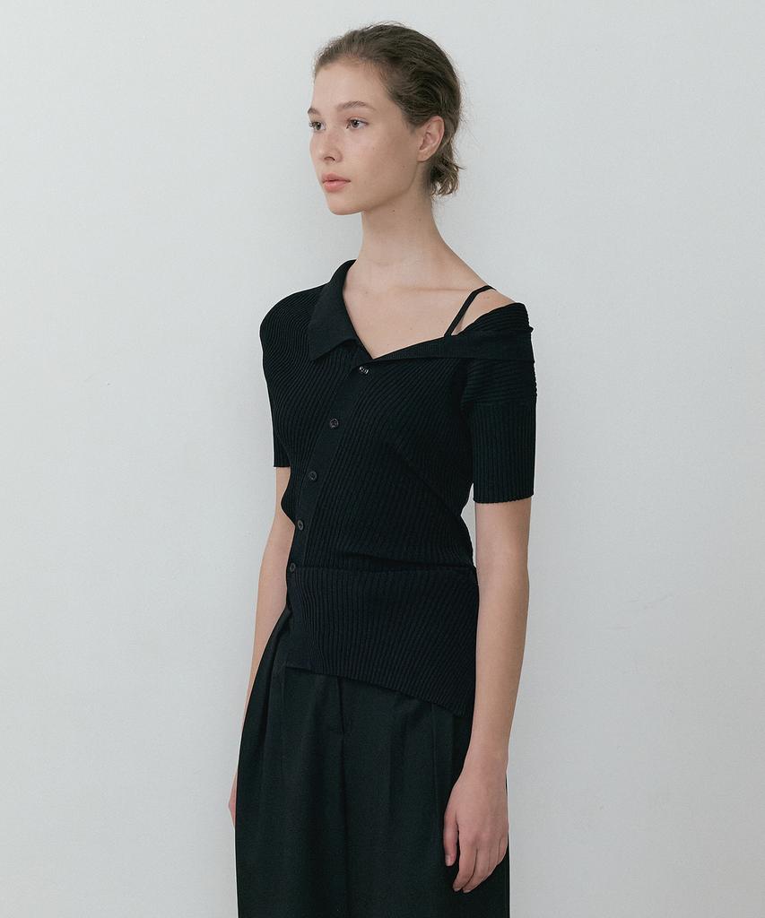LUCIR ZU Diagonal Collar Knit (Black)