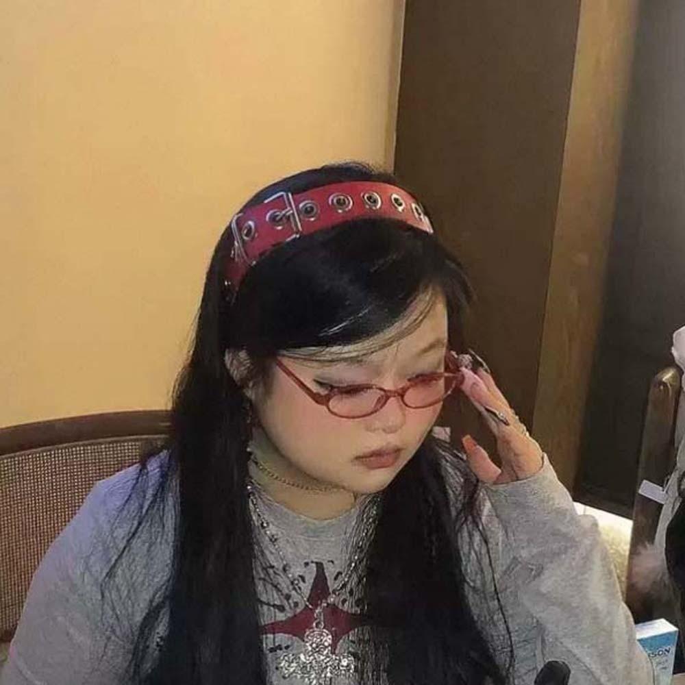 Y2K Steampunk Hair Hoop Rock-inspired Leather Buckle Hairband Subculture Punk Rivet Headband  Girls