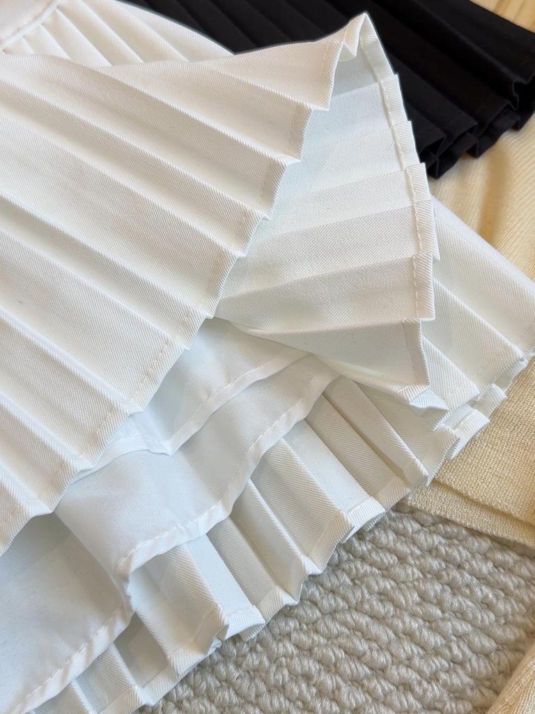 Spring/Summer 2026 Petite Pleated Mini Skirt: High-Waisted, Slimming, Versatile A-Line for Women