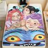 1pz Coperta in Flanella con Stampa Kpop Demon Hunters, Alta Qualità, Per Tutte le Stagioni, Decorazione per la Casa, Calore e Comfort, Perfetta per Regali di Natale