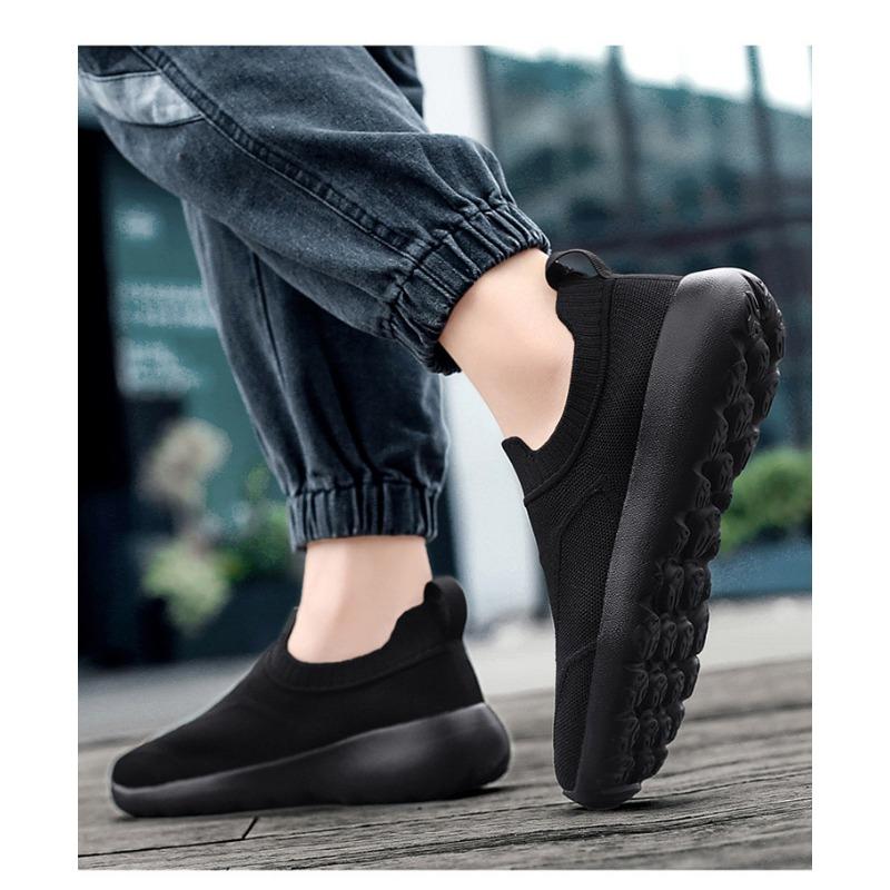 Lightweight Breathable Mesh Slip-On Walking Shoes Casual Comfortable Sneakers for Men Women