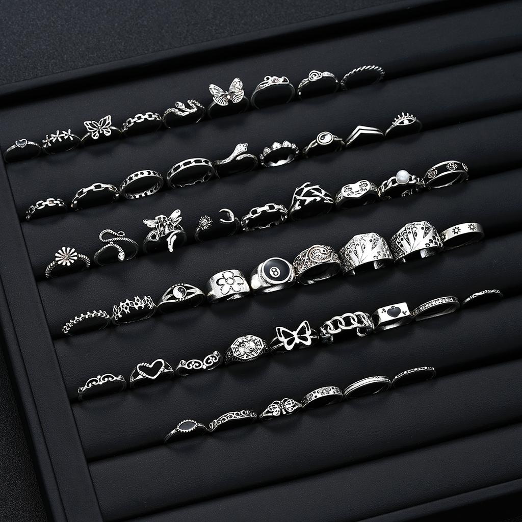51pcs Gothic Punk Ring Set For Women Men Fashion Butterfly Heart Snake Design Match Ring Daily Wear Halloween Jewelry Gifts New