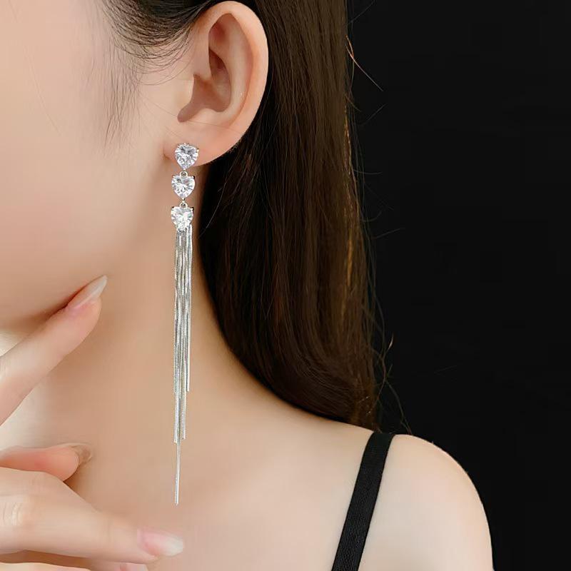 Chic & Elegant Long Tassel Earrings for Women - Trendy Korean Style, Diamond Accents, 2026 Fashionable Light Luxury.