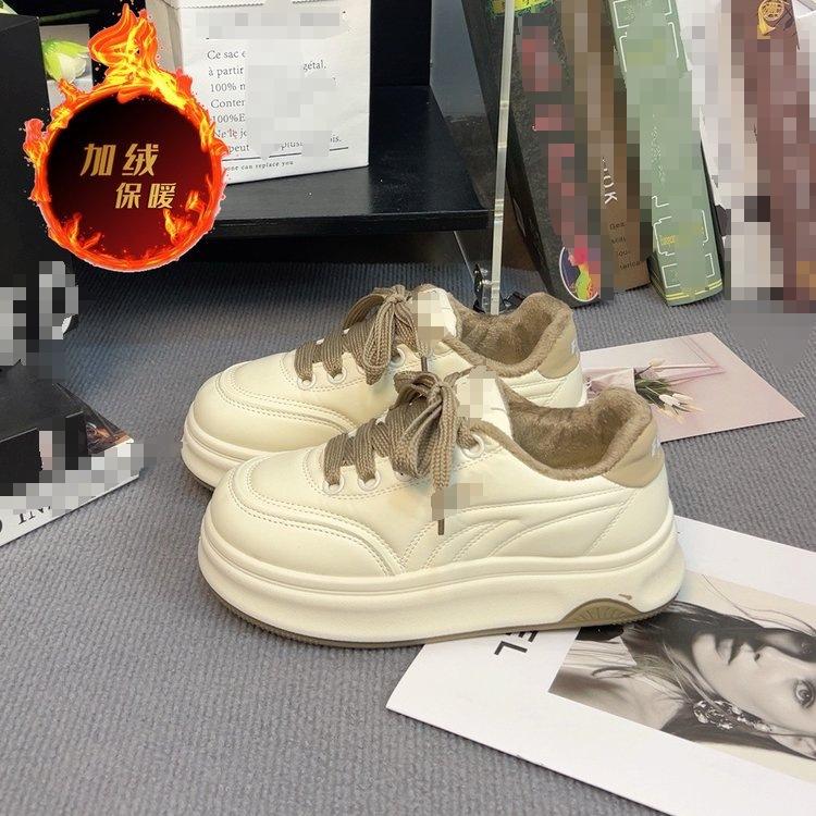 Platform sports casual shoes autumn and winter new round head fleece heightening board shoes