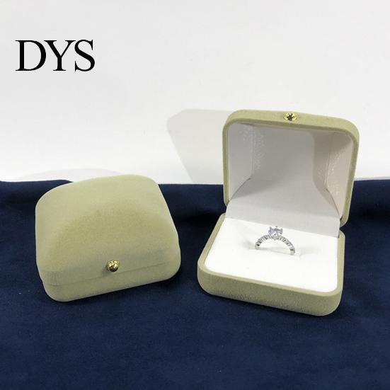 Small Velvet Jewelry Pouch Pearl Box, Anti-Scratch Lining Organizer with Golden Metal Bridal Keepsake Box Buckle, Decorative Storage Case for