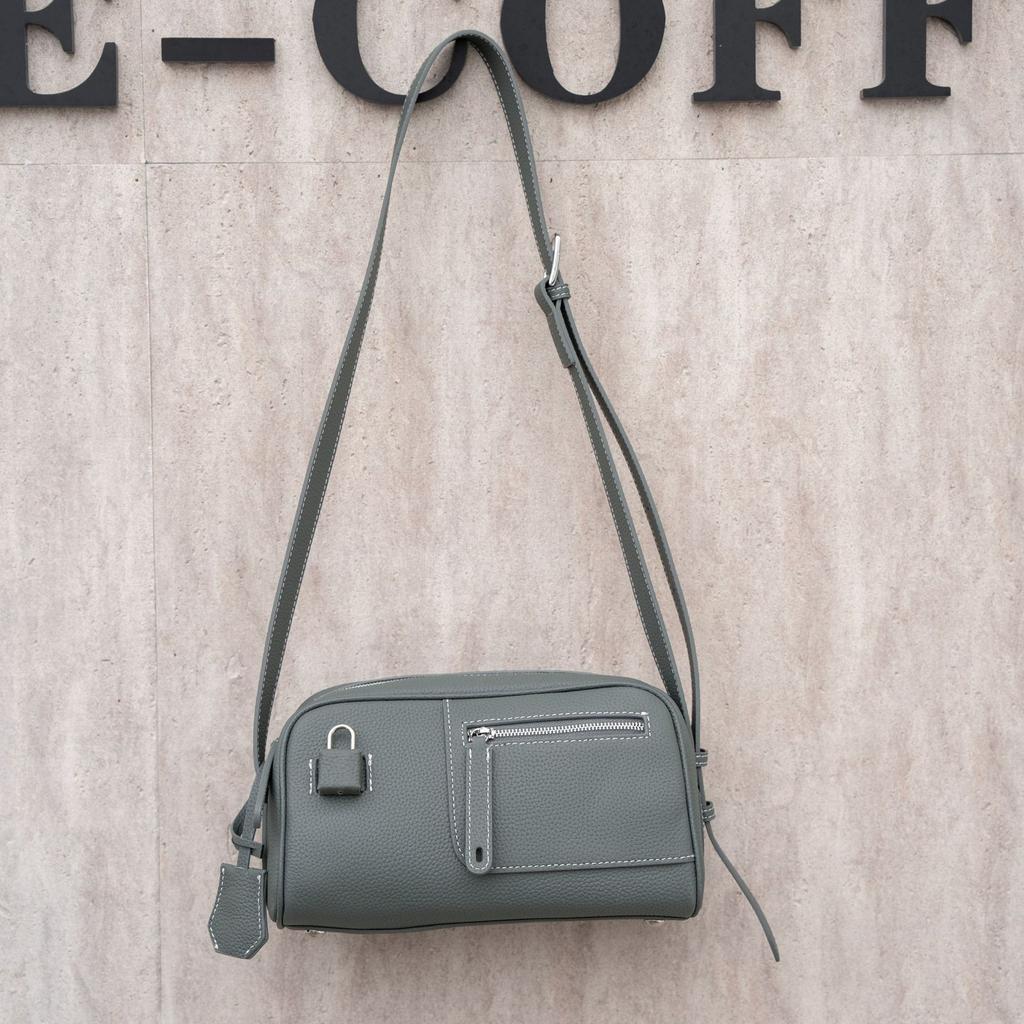 Cowhide Women's Bags Single Shoulder Women's Bags Niche Fashion Practical Pillow Bags Portable Soft Leather Shoulder Bags