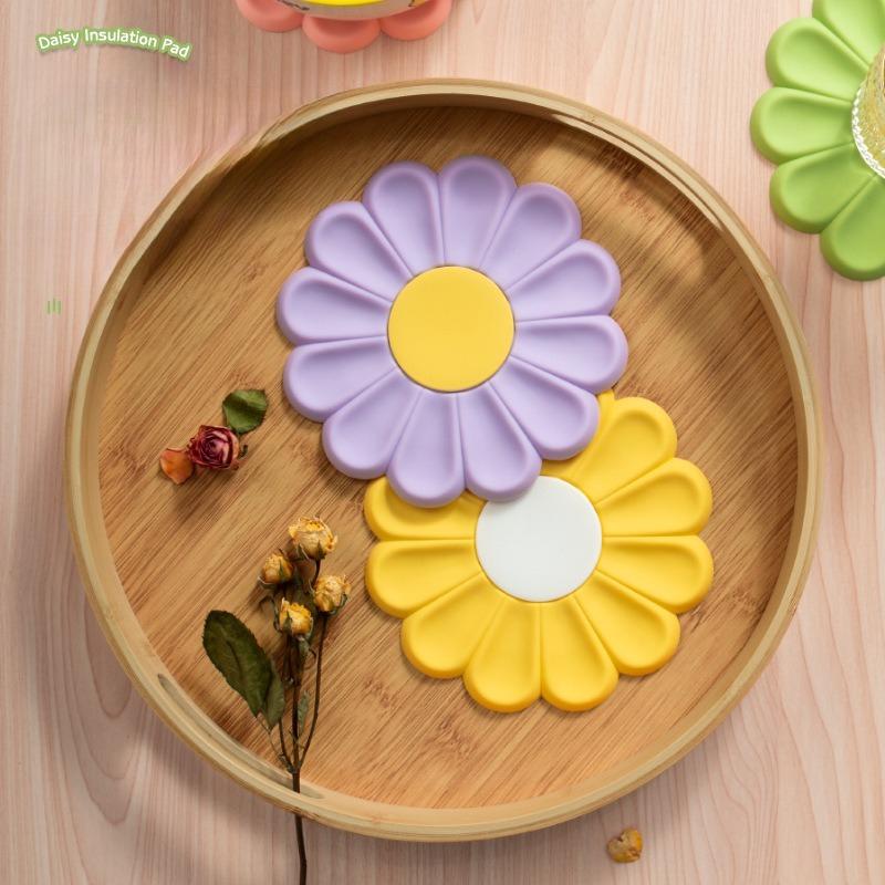 Flower Heat Resistant Silicone Mat Kitchen Table Coaster Non-slip Drink Cup Pot Holder Table Placemat Kitchen 17cm Cup Coasters