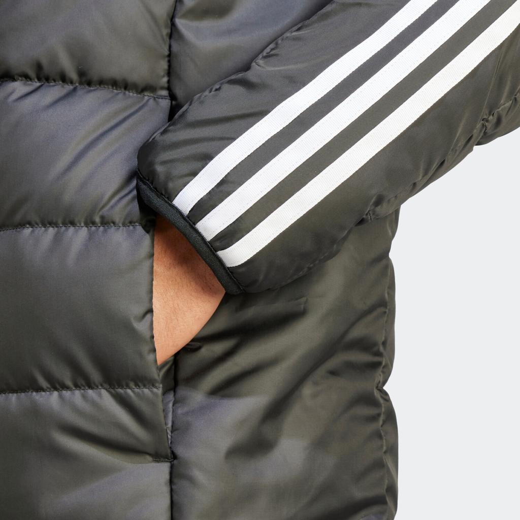 Adidas Man Essentials 3-Stripes Light Down Hooded Parka зимняя куртка черный (HZ8522)