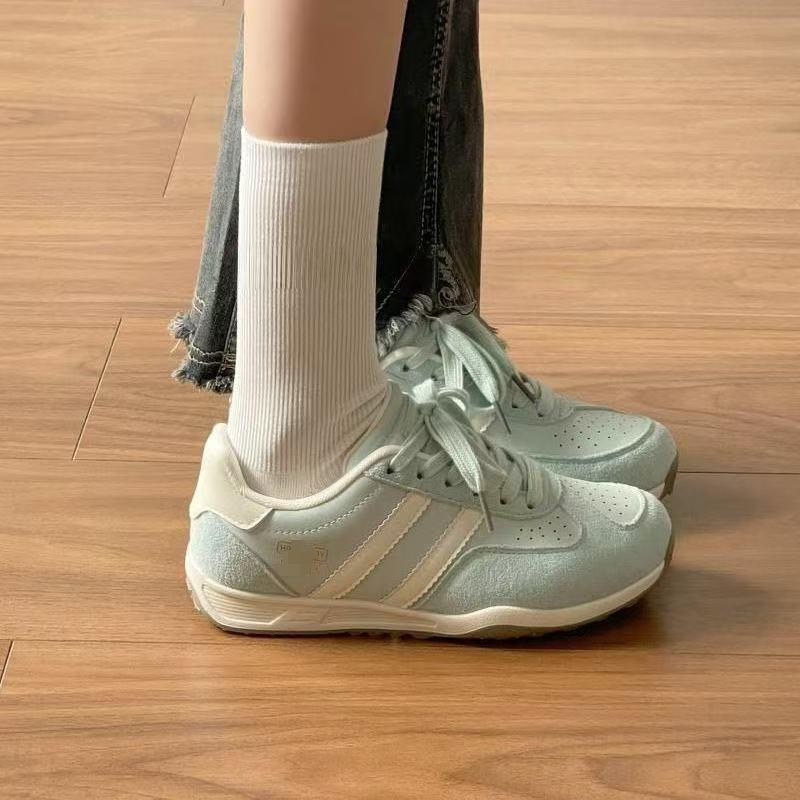 

Korean new niche platform training shoes women s 2025 autumn student fashion lightweight casual versatile leather shoes 40