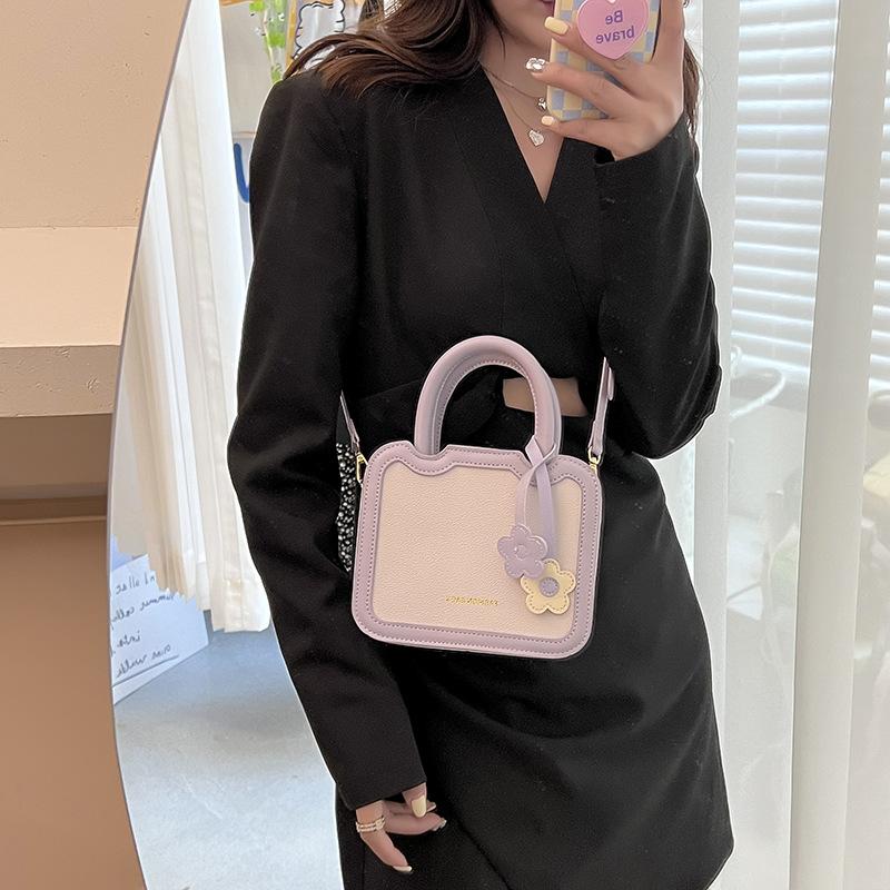 Delicate Soft Large Capacity Multi-compartment Shoulder Bag - Fashionable Hundreds of Simple Color Blocking Crossbody Bag / Handbag