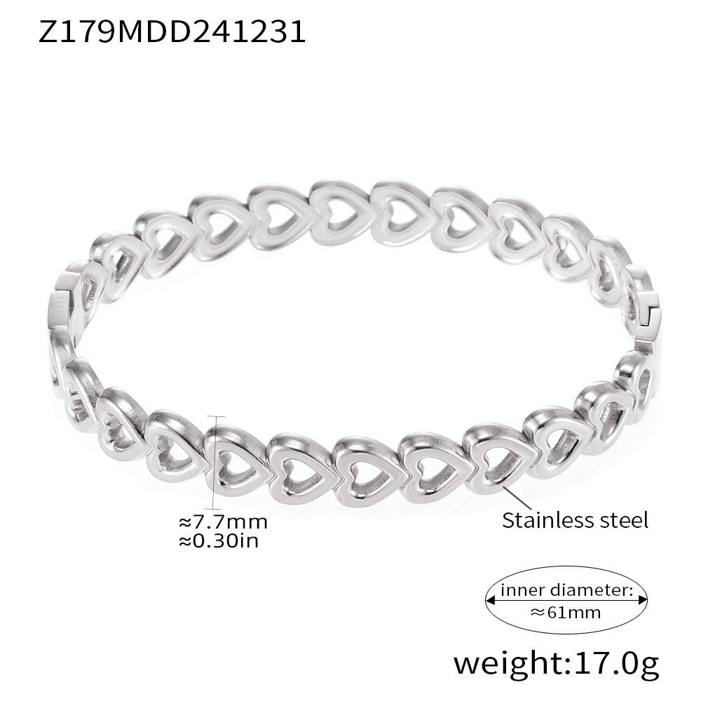 Qiong Yao Heart Patchwork Titanium Steel Bracelet, PVD Plated 18K Gold, Fashionable and Colorfast.