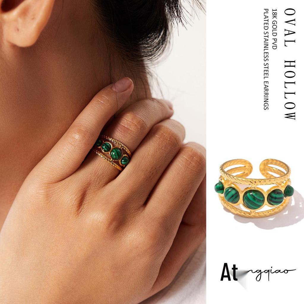 Klassischer minimalistischer offener Ring mit fünf grünen Malachitkreisen - Damenschmuck