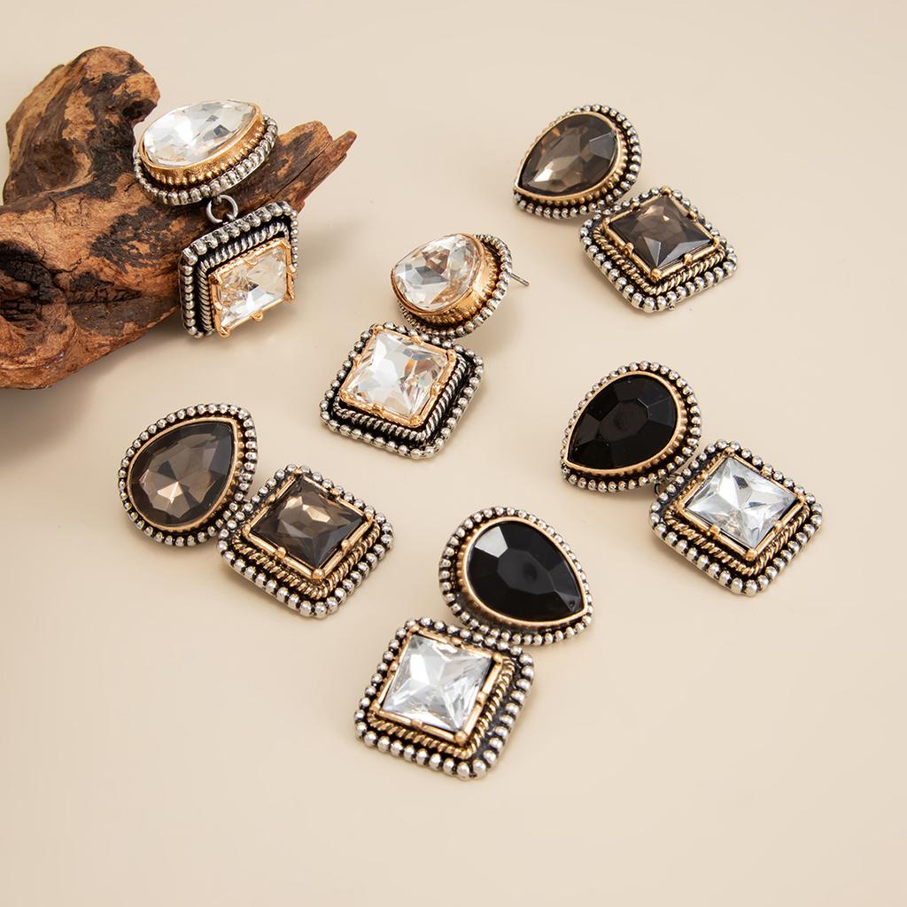 Vintage Vintage Geometric Square Gemstone Stud Earrings For Women, Fashionable And High-End Water Drop Earrings For Women