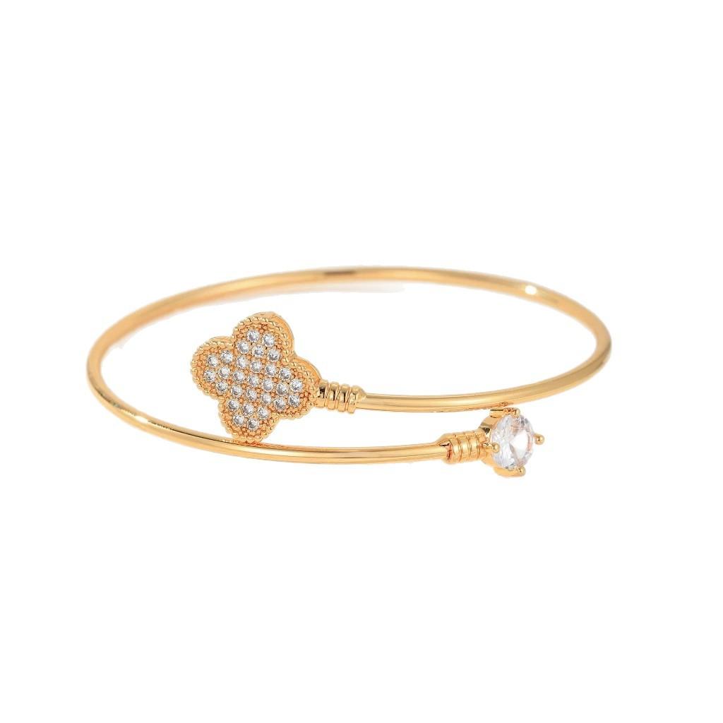 Fashion Clover Open Bracelet for Women, Electroplated Copper with Micro-Zircon Stone Jewelry Accessories