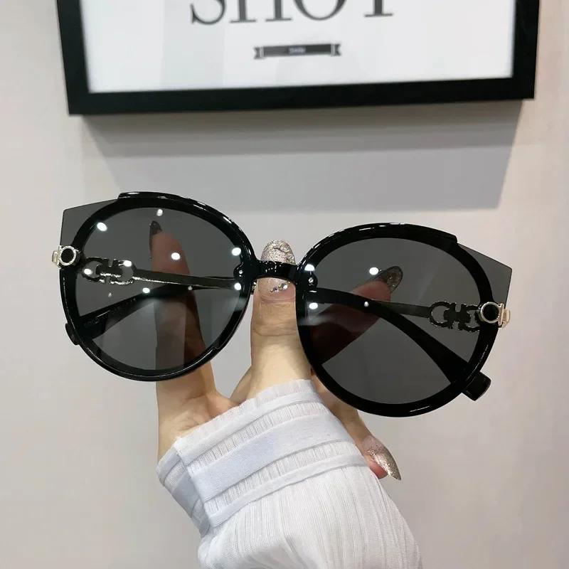 New Vintage Cat Eye Sunglasses Women Korean Metal Rimless Gradient UV400 Luxury Sun Glasses Retro Shades