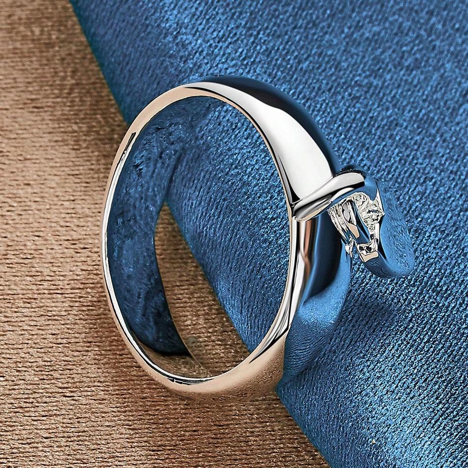 Simply & Classic Style, 925 Sterling Silvery Plated Ring with Heart Pendant Design for Ladies, Fashion Creative Accessory for Daily Wear & Vacation