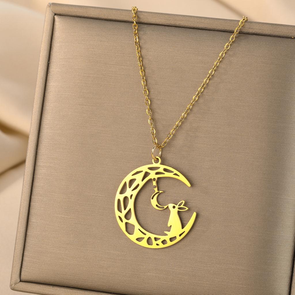 Cxwind Laser Carved Exquisite Fashion Necklace Bunny On the Moon Necklace, Bunny Love Gift, Minimalist Jewelry Christmas Gift