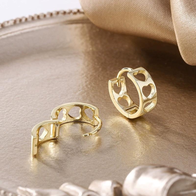 Vintage Love Heart Hollow Small Round Hoop Earrings For Women Trendy Gold Color Ear Buckle Wedding Jewelry Valentine's Day Gifts