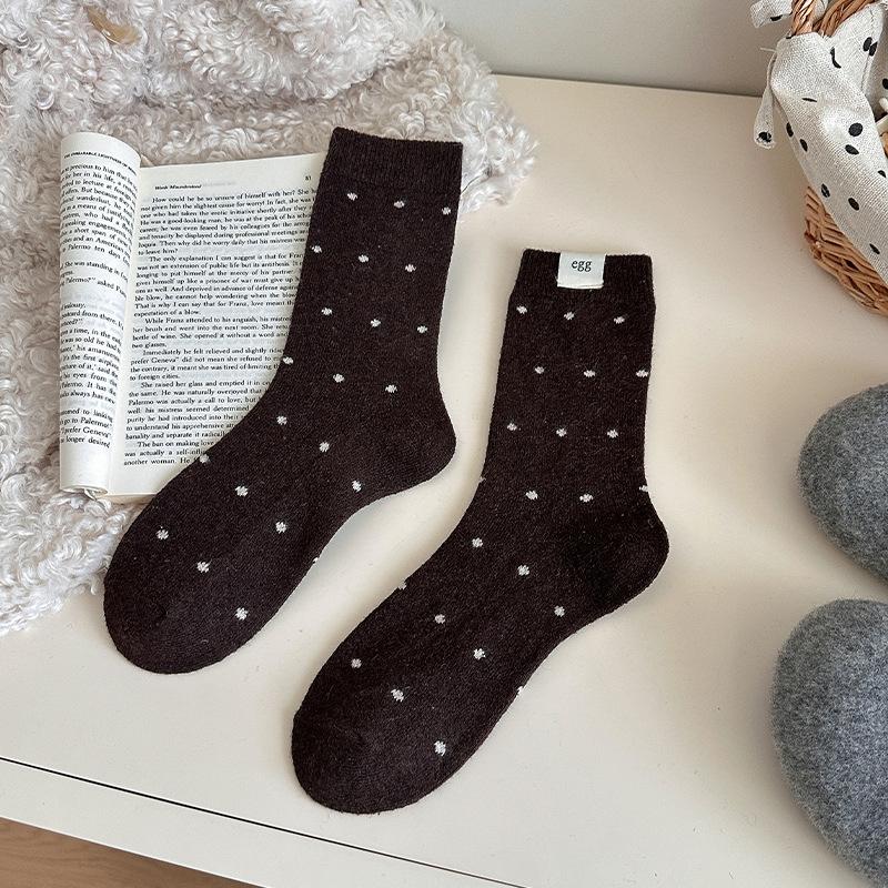 Korean Egg Cloth Label Polka Dot Wool Socks Medium Tube Socks Thickened Warm Coffee Color Winter Thick Socks Stockings Tide