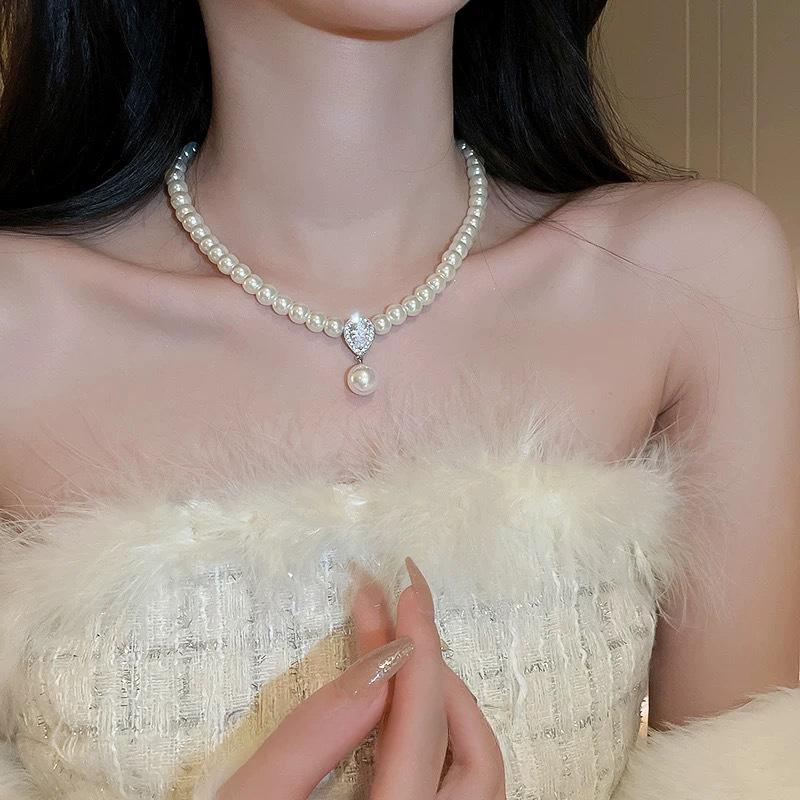 Pearl Zircon Teardrop Necklace French Style All-match High-end Pendant Light Luxury Clavicle Necklace Pearl Necklace for Women