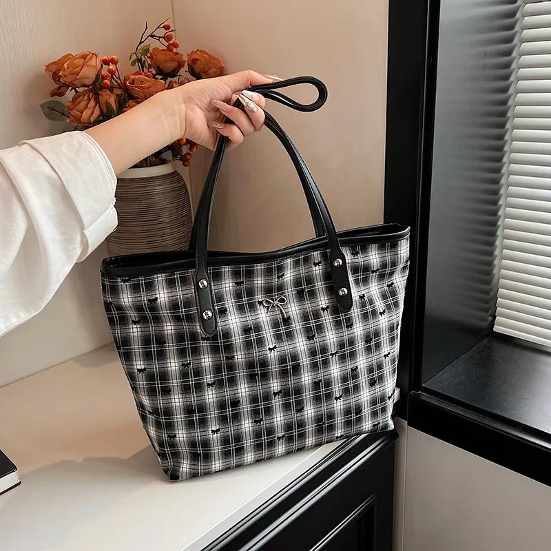 Neue modische Schulter-Umhängetasche mit großem Fassungsvermögen für Damen, Tragetasche, Koreanische Version der Trendtasche