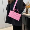 New high-end small bag, new fashionable versatile portable small square bag, broadband messenger bag.