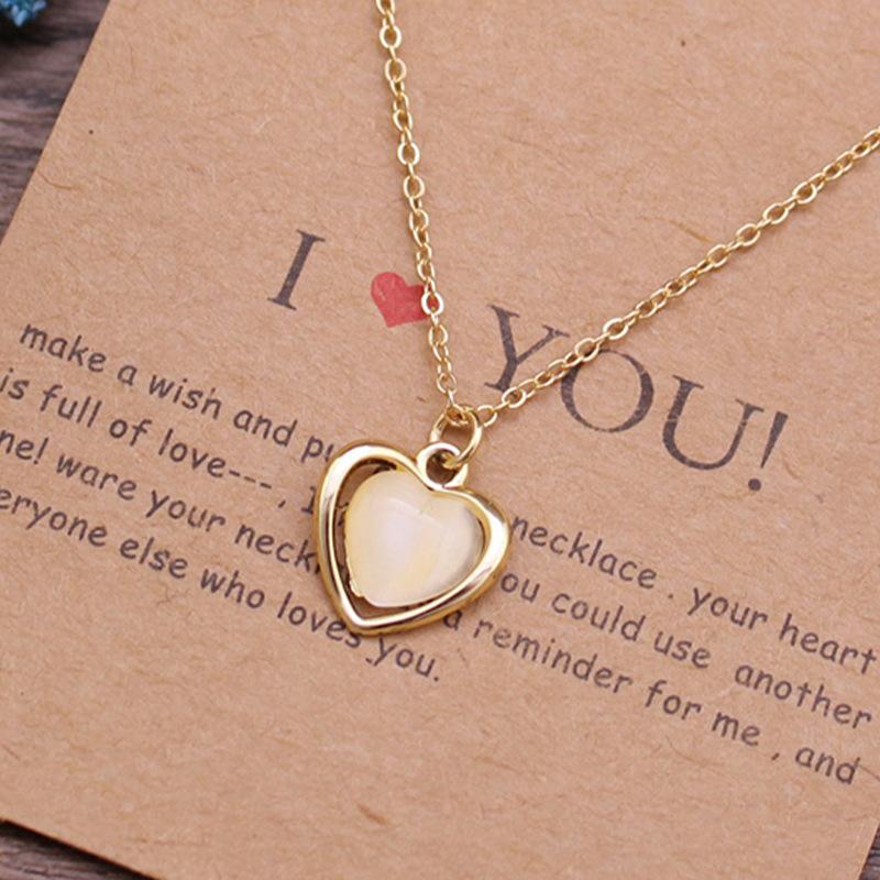 Korean version of simple personalized love cat eye necklace, fashionable and high-end women's versatile girl heart collarbone chain
