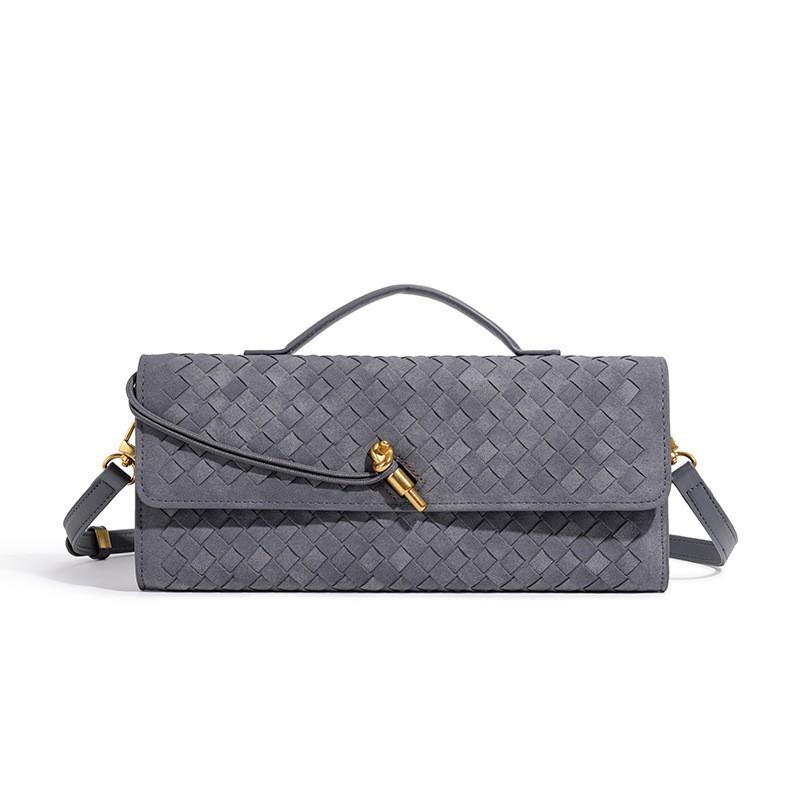 Hot Selling and Popular European and American Retro Fashion Frosted Pure Handmade Woven Handbag, Single Shoulder Diagonal Cross Women's Bag
