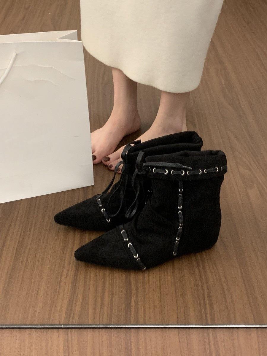 Vintage niche design sense inner heightening pointed western cowboy boots 2025 short boots short stack boots 40 чёрный 3990₽