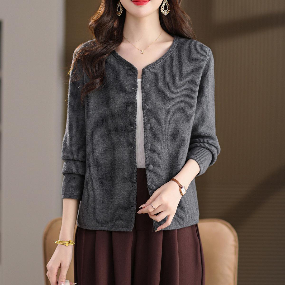 

Осінній в язаний кардиган: Весняно-осінній верхній одяг з коротким і довгим рукавом, модний светр-пальто 2025 M [50kg-55kg] сірий колір